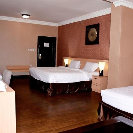 Shomookh Hotel Médine Extérieur photo