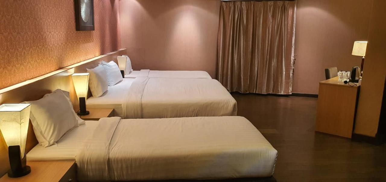 Shomookh Hotel Médine Extérieur photo