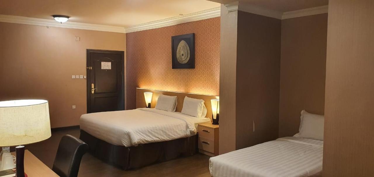 Shomookh Hotel Médine Extérieur photo