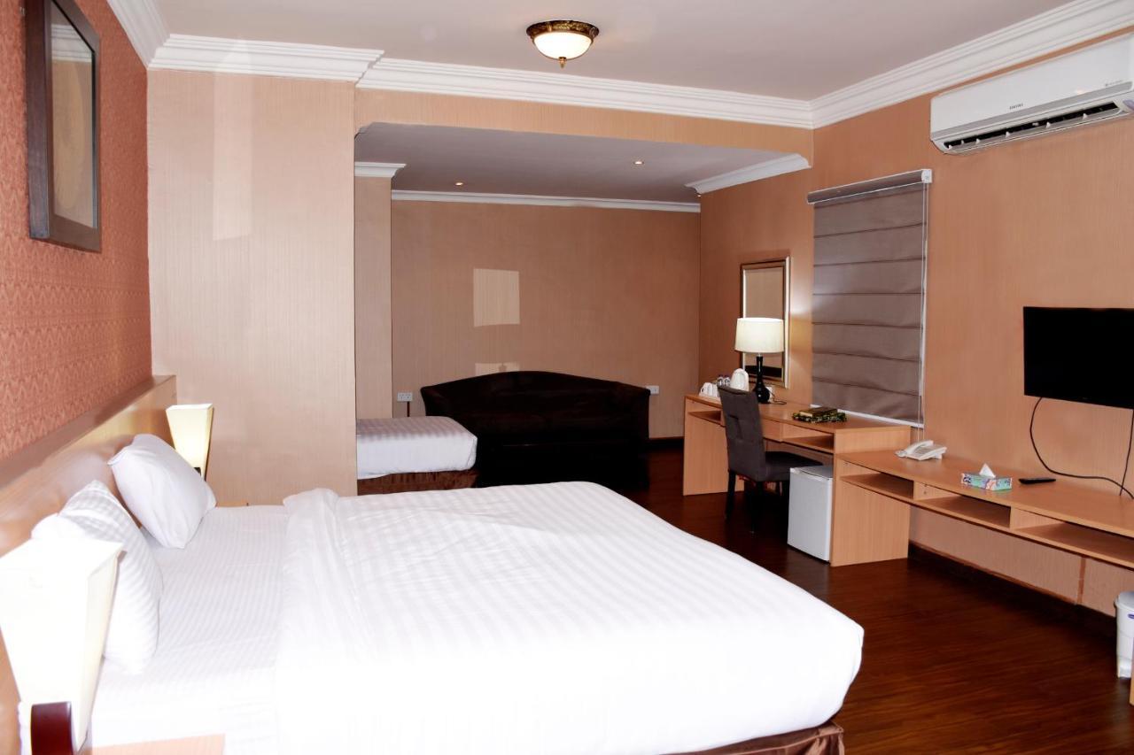 Shomookh Hotel Médine Extérieur photo