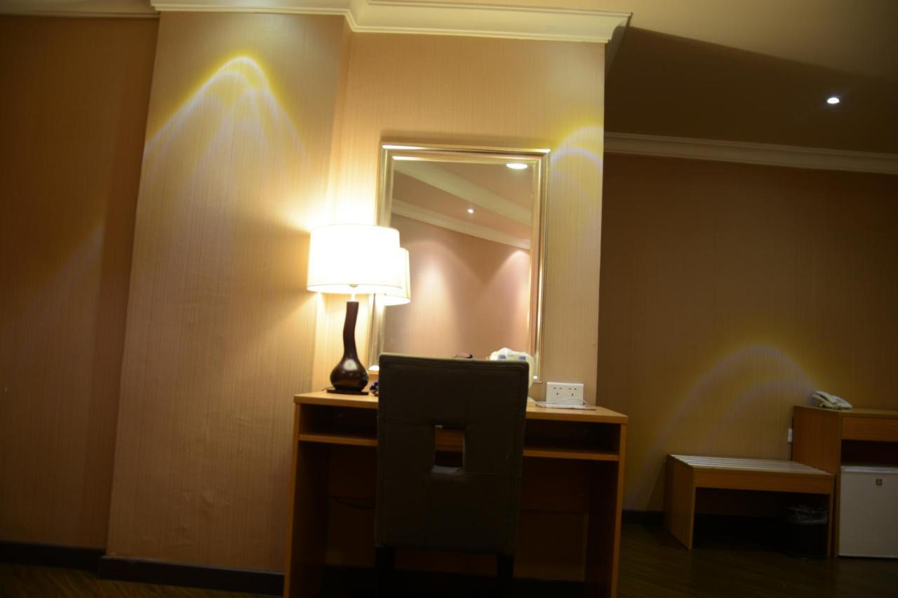 Shomookh Hotel Médine Extérieur photo